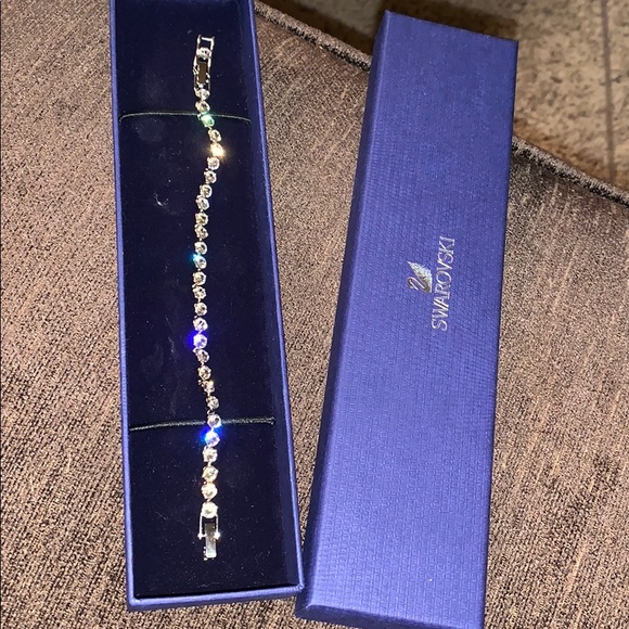 Swarovski Diamond Bracelet - Picture 1 of 4
